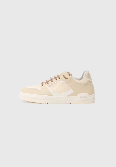 Gcds Sneakers Sneaker In Neutral