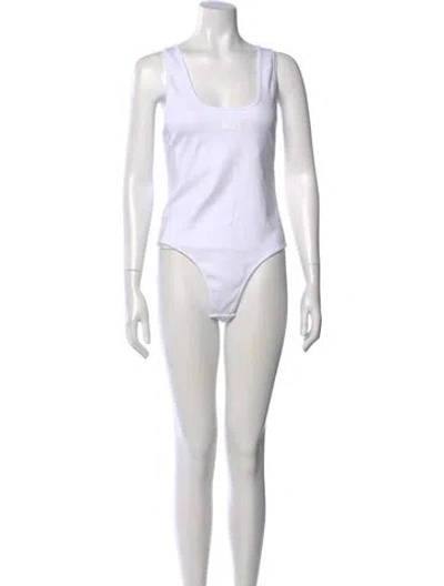 Pre-owned Gcds Square Neckline Sleeveless Bodysuit In White