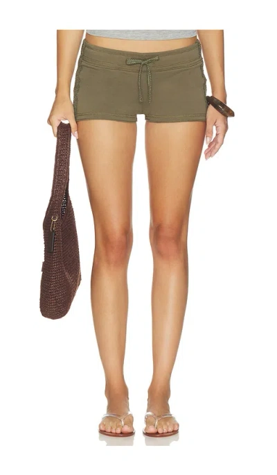 Geel Carla Short In Green