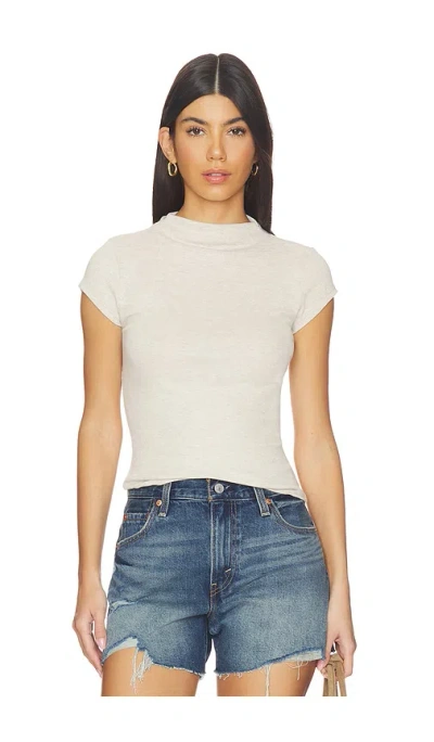 Geel Gem Tee In White