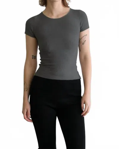 Geel Women's Mona Sweater Tee In Charcoal In Pink
