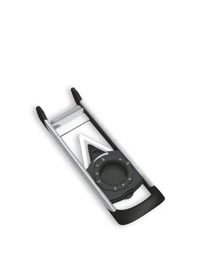 Gefu Violino Gourmet Cutter In Black / Silver