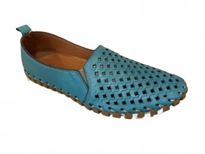 Gelato Women's Theist Slip-on Flat In Turquoise In Green
