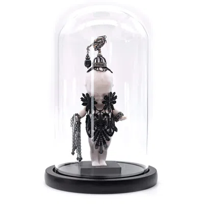 Gem Kingdom White / Black Happy Baby Lacy Statue