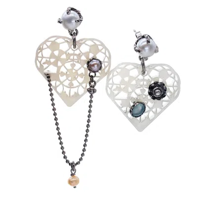 Gem Kingdom Women's White / Silver Whispering Heart White Earrings In Metallic