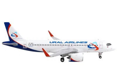 Geminijets Airbus A320neo Commercial Aircraft "ural Airlines" White With Blue Tail 1/400 Diecast Model Airplane