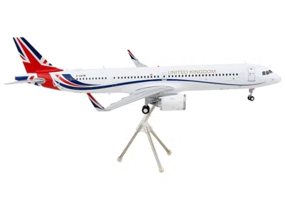 Geminijets Airbus A321neo Commercial Aircraft "british Royal Air Force" White With United Kingdom Flag Graphics