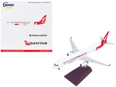 Geminijets Airbus A321p2f Commercial Aircraft "qantas Freight - Santaâ€s Freight" (vh-xf4) White With Graphics 