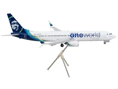 Geminijets Boeing 737-900er Commercial Aircraft With Flaps Down "alaska Airlines - One World" White With Blue T