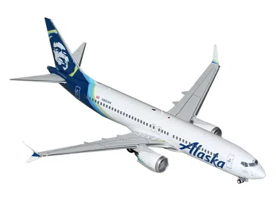 Geminijets Boeing 737 Max 8 Commercial Aircraft "alaska Airlines" (n801ak) White With Blue Tail "gemini 200" Se