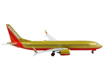 Geminijets Boeing 737 Max 8 Commercial Aircraft "southwest Airlines" Gold With Red Stripes 1/400 Diecast Model
