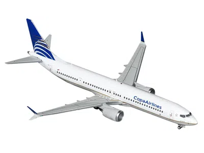 Geminijets Boeing 737 Max 9 Commercial Aircraft "copa Airlines" (hp-9907cmp) White With Blue Tail "gemini 200"