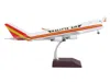 Geminijets Boeing 747-400f Commercial Aircraft "kalitta Air" White With Stripes "gemini 200 - Interactive" Seri