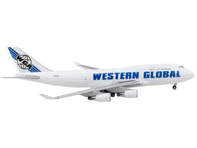 Geminijets Boeing 747-400f Commercial Aircraft "western Global" White With Blue Tail Stripes 1/400 Diecast Mode