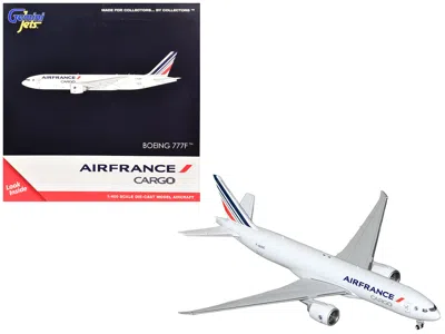 Geminijets Boeing 777f Commercial Aircraft "air France Cargo" (f-guoc) White With Red And Blue Striped Tail 1/4