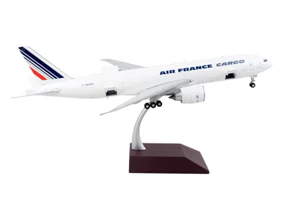 Geminijets Boeing 777f Commercial Aircraft "air France Cargo" White With Striped Tail "gemini 200 - Interactive