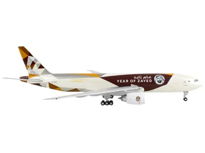 Geminijets Boeing 777f Commercial Aircraft "etihad Cargo - Year Of Zayed" White With Graphics 1/400 Diecast Mod