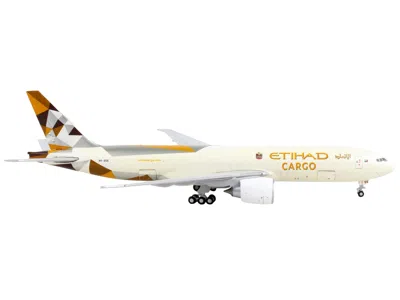 Geminijets Boeing 777f Commercial Aircraft "etihad Cargo" Beige With Graphics "interactive Series" 1/400 Diecas