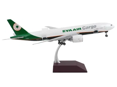 Geminijets Boeing 777f Commercial Aircraft "eva Air Cargo" White With Green Tail "gemini 200 - Interactive" Ser