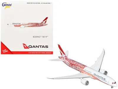 Geminijets Boeing 787-9 Commercial Aircraft "qantas - Yam Dreaming" (vh-znd) White With Red Graphics 1/400 Diec