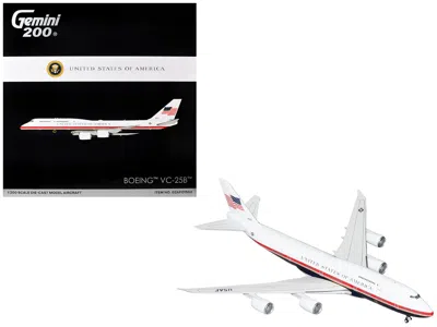 Geminijets Boeing Vc25b Transport Aircraft "air Force One" (31000) United States Air Force "gemini 200" Series 