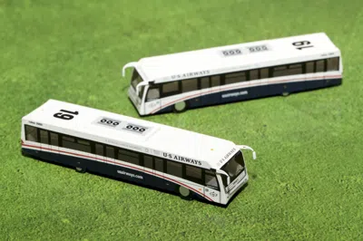 Geminijets Cobus 3000 Passenger Bus White And Blue "us Airways Shuttle Bus" 2 Piece Set "gemini 200" Series Die
