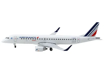 Geminijets Embraer Erj-190 Commercial Aircraft "air France Hop" (f-hblr) White With Striped Tail 1/400 Diecast