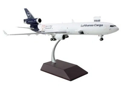Geminijets Mcdonnell Douglas Md-11f Commercial Aircraft "lufthansa Cargo" White With Blue Tail "gemini 200 - In