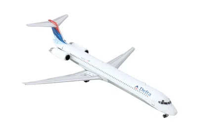 Geminijets Mcdonnell Douglas Md-88 Commercial Aircraft "delta Air Lines" (n941dl) White With Red And Blue Tail