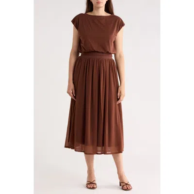 Gemma + Jane Knit Top & Midi Skirt Set In Black