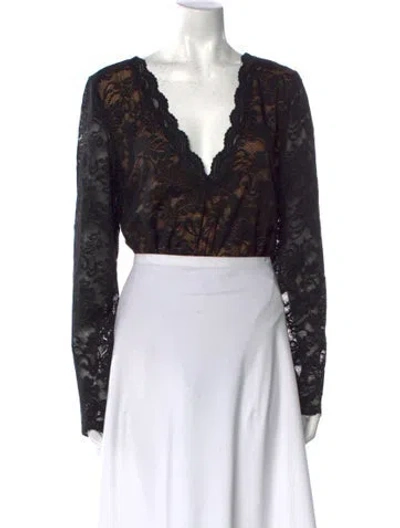 Pre-owned Generation Love Lace Pattern V-neck Crop Top In Black