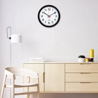 Generic 12in Silent Quartz Decorative Wall Clock Non-ticking Digital Plastic In Black