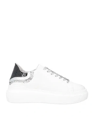 Geneve Woman Sneakers White Size 11 Calfskin, Textile Fibers
