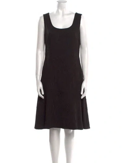 Pre-owned Genny Scoop Neck Knee-length Dress In Black
