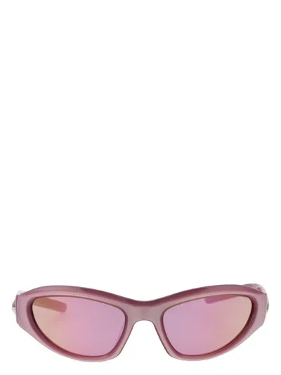 Gentle Monster R.e.a.t. Sunglasses In Pc5 Pink