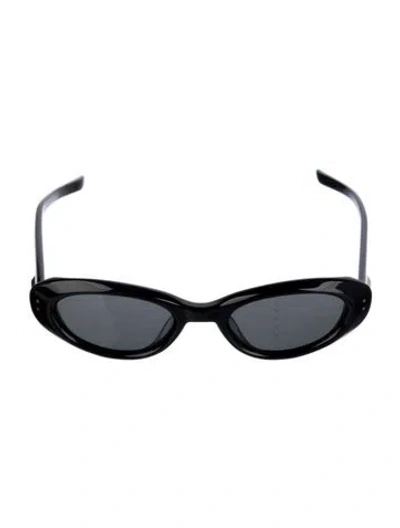 Pre-owned Gentle Monster Blanc Cat-eye Sunglasses In Black