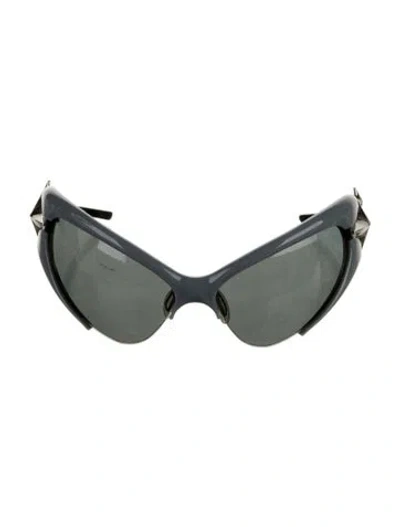 Pre-owned Gentle Monster Bree 01 Cat-eye Sunglasses In Gray