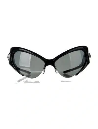 Pre-owned Gentle Monster Bree Cat-eye Sunglasses In Black
