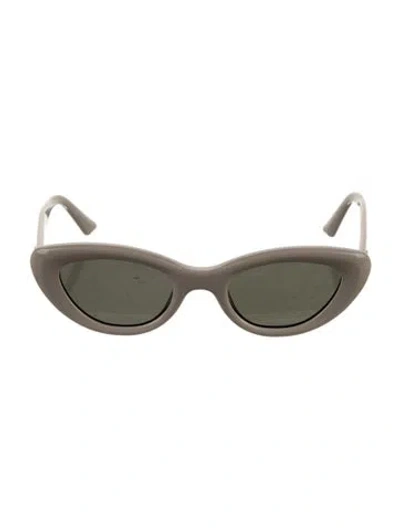 Pre-owned Gentle Monster Conic Cat-eye Sunglasses In Gray