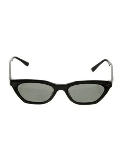 Pre-owned Gentle Monster Cookie Cat-eye Sunglasses In Black