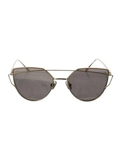 Pre-owned Gentle Monster Lovepunch Aviator Sunglasses In Gold/metallic