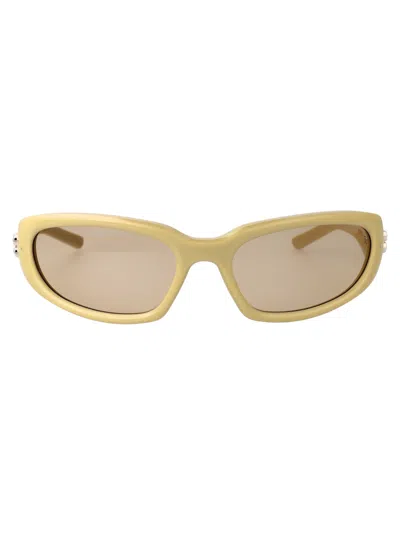 Gentle Monster Memento Sunglasses In Yellow