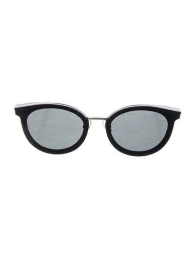 Pre-owned Gentle Monster Merlynn Cat-eye Sunglasses In Black