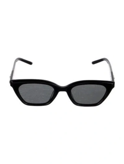 Pre-owned Gentle Monster Nonn Cat-eye Sunglasses In Black