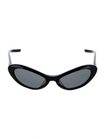 Pre-owned Gentle Monster Nova 01 Cat-eye Sunglasses In Black