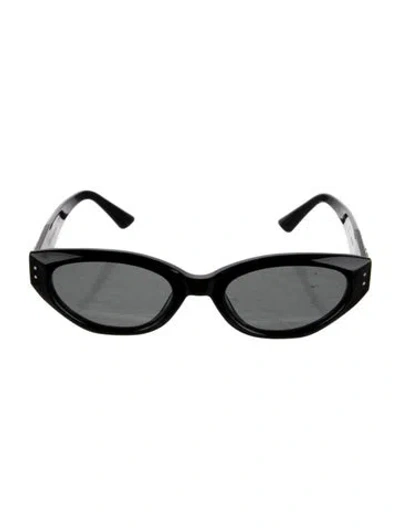 Pre-owned Gentle Monster Rococo Cat-eye Sunglasses In Black