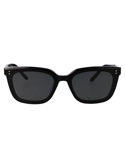 Gentle Monster Tote Sunglasses In 01 Black