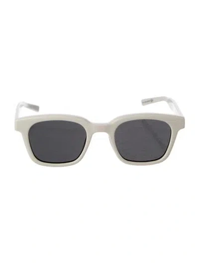 Pre-owned Gentle Monster Wayfarer Tinted Sunglasses In White