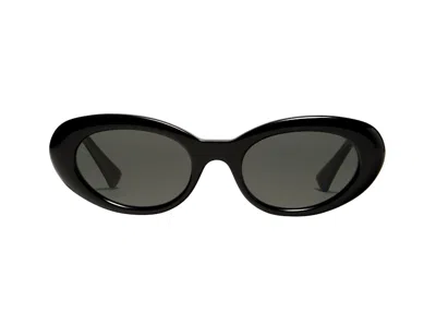 Pre-owned Gentle Monster Women's  Le 01 Cateye Sunglasses In Black (01)