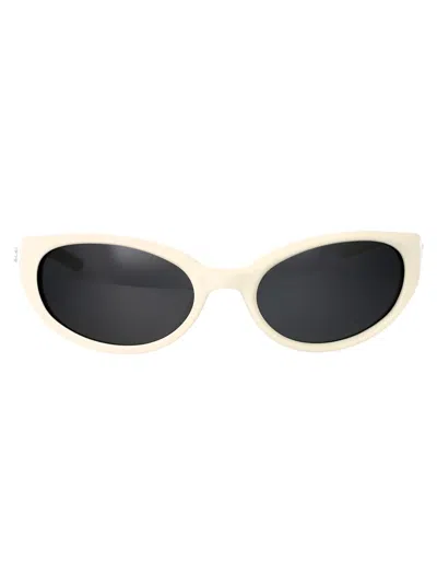 Gentle Monster Young Sunglasses In G12 Grey